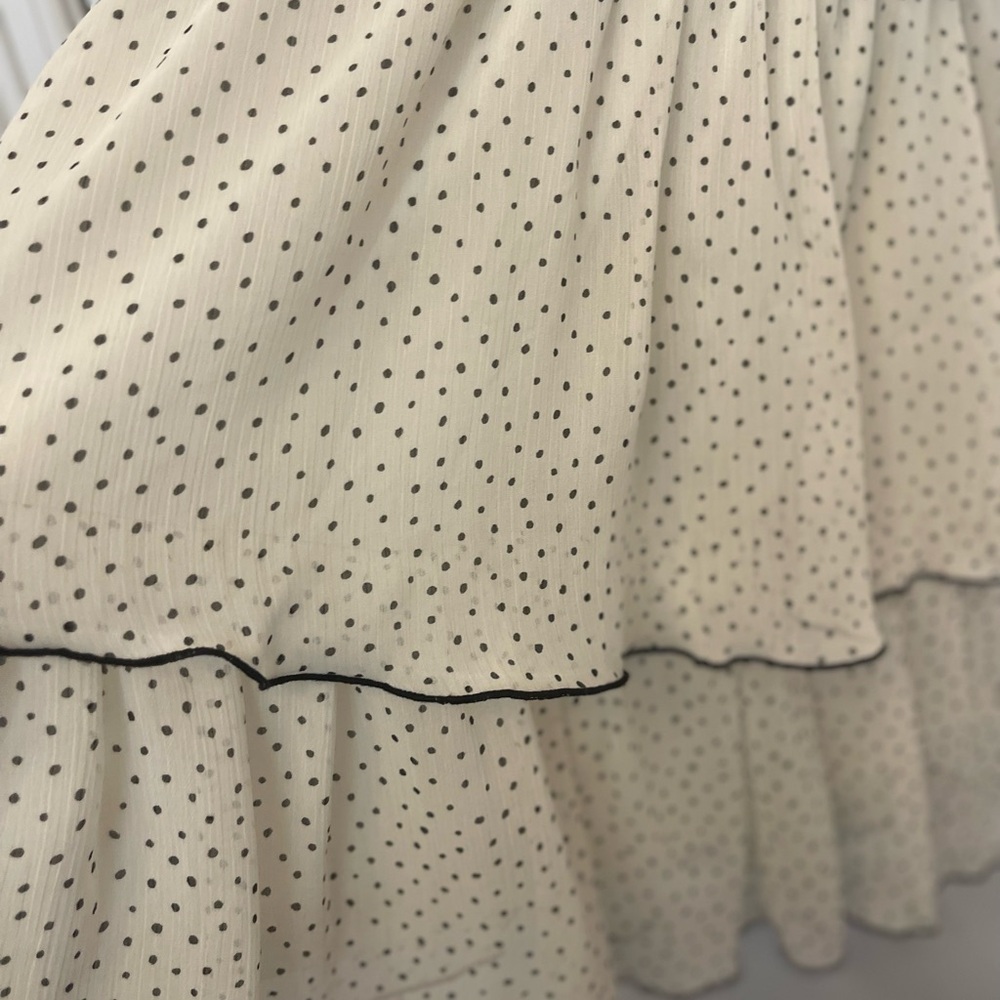 Zara Woman’s White/Black Polka Dot Tiered Mini Dress Small
Preloved No Flaws - Picture 5 of 9